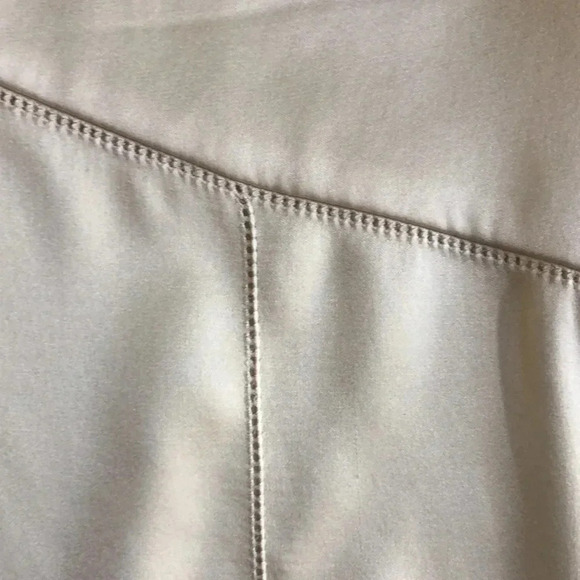 Tory Burch silk ivory cream top Sz 10 freshly dry cleaned - Picture 6 of 11